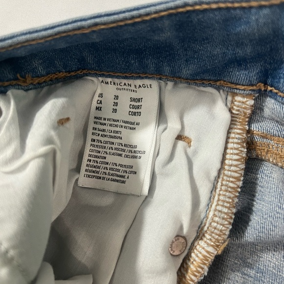 American Eagle Outfitters Light Blue Denim Jeans - Picture 6 of 6